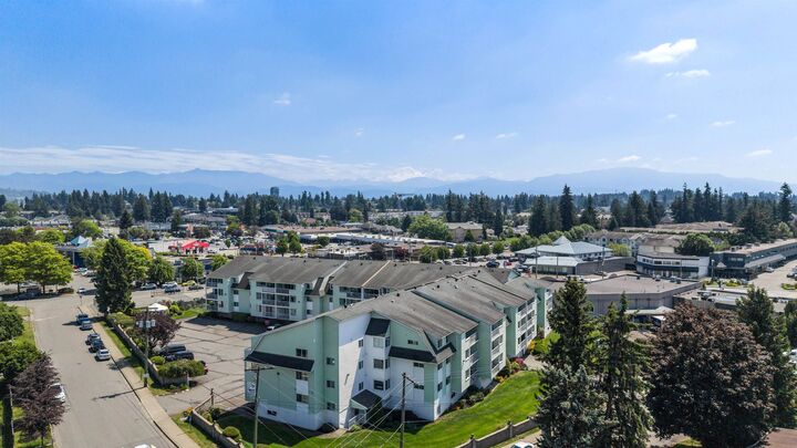 Property Photo: 31850 Union Avenue 320 BC V2T 4V2