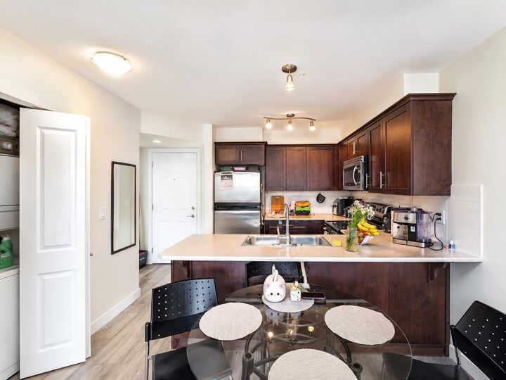 Photo de la propriété:  9422 Victor Street 319  BC V2P 0B8 