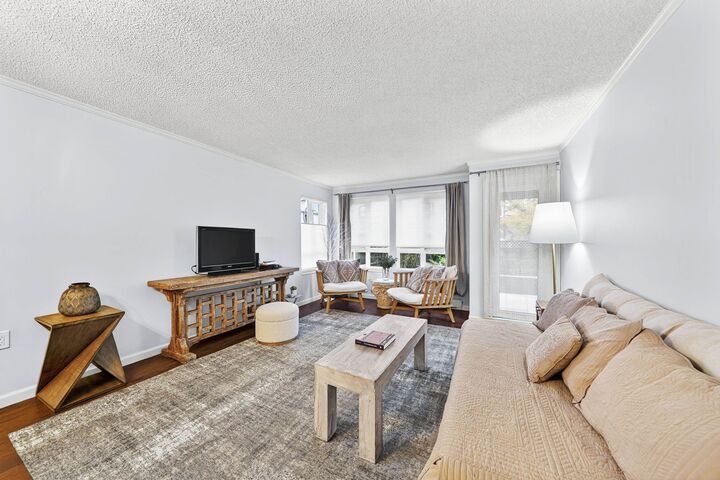 Property Photo:  1551 W 11th Avenue 104  BC V6J 2B5 