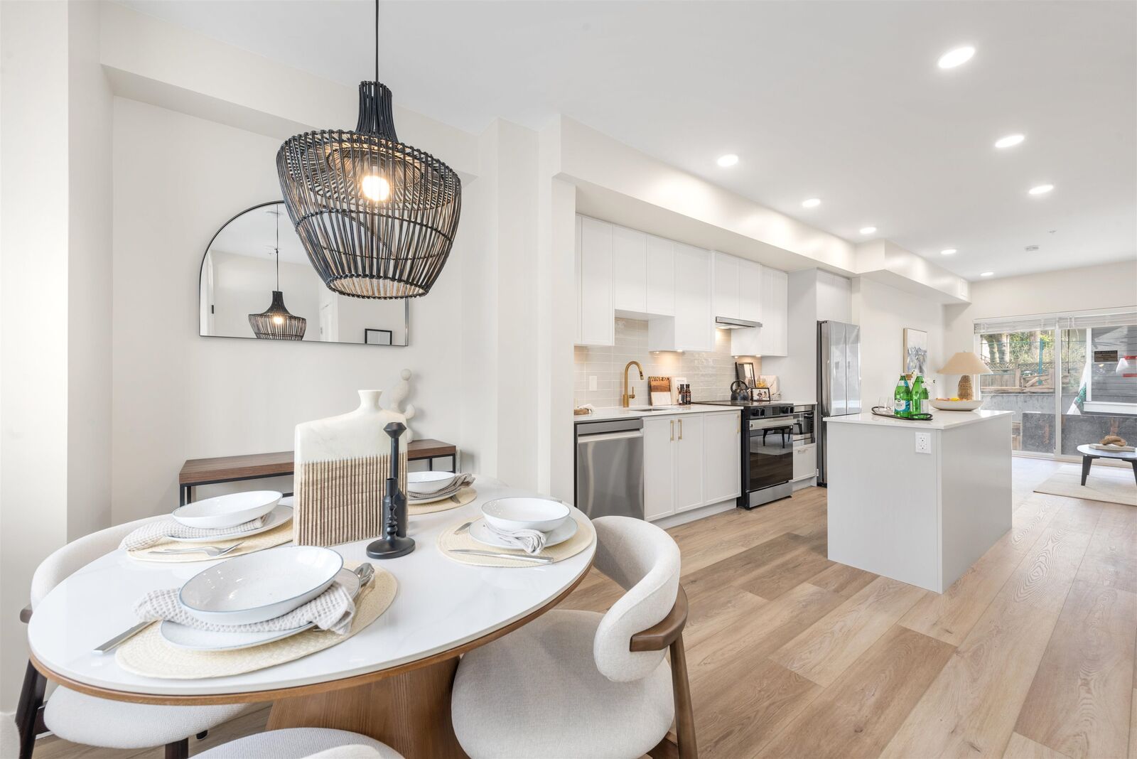 Property Photo: 728 Lea Avenue 4 BC V3J 0S1