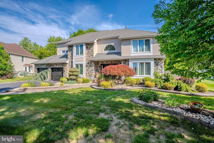 Property Photo:  61 Amherst Way  NJ 08846 