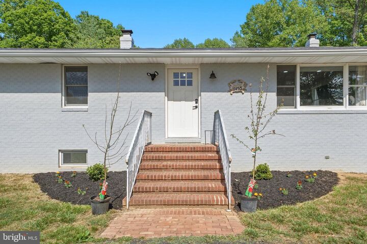 Property Photo: 11450 Little Cove Point Road MD 20657