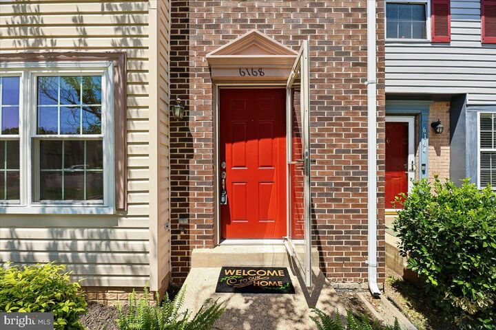 Property Photo: 6168 Trident Lane VA 22193