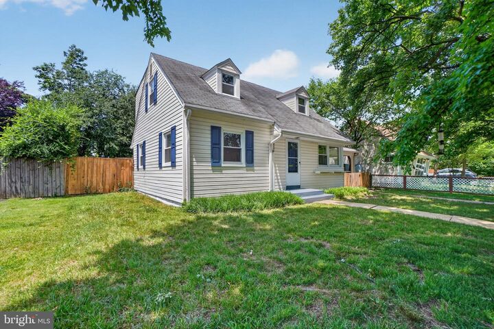 Property Photo: 6410 Cavalier Drive VA 22307