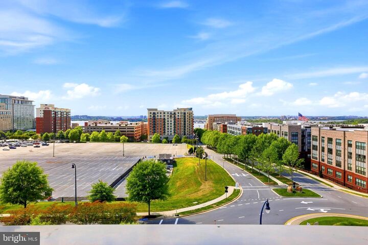 Property Photo:  500 Riversail Lane 438  MD 20745 