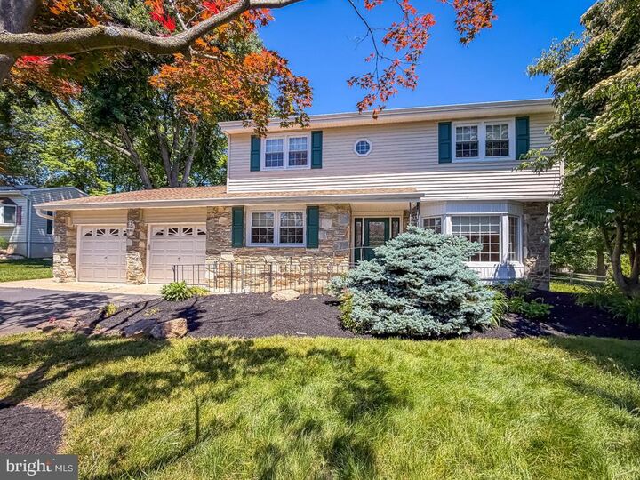 Property Photo: 16 Upton Lane PA 19067