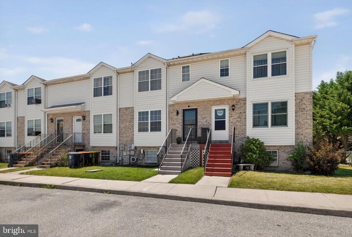 Property Photo: 285 Vincent Circle DE 19709