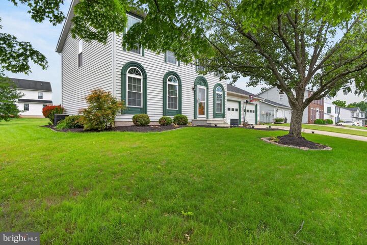 Property Photo:  1095 Cherimoya Street  PA 17404 