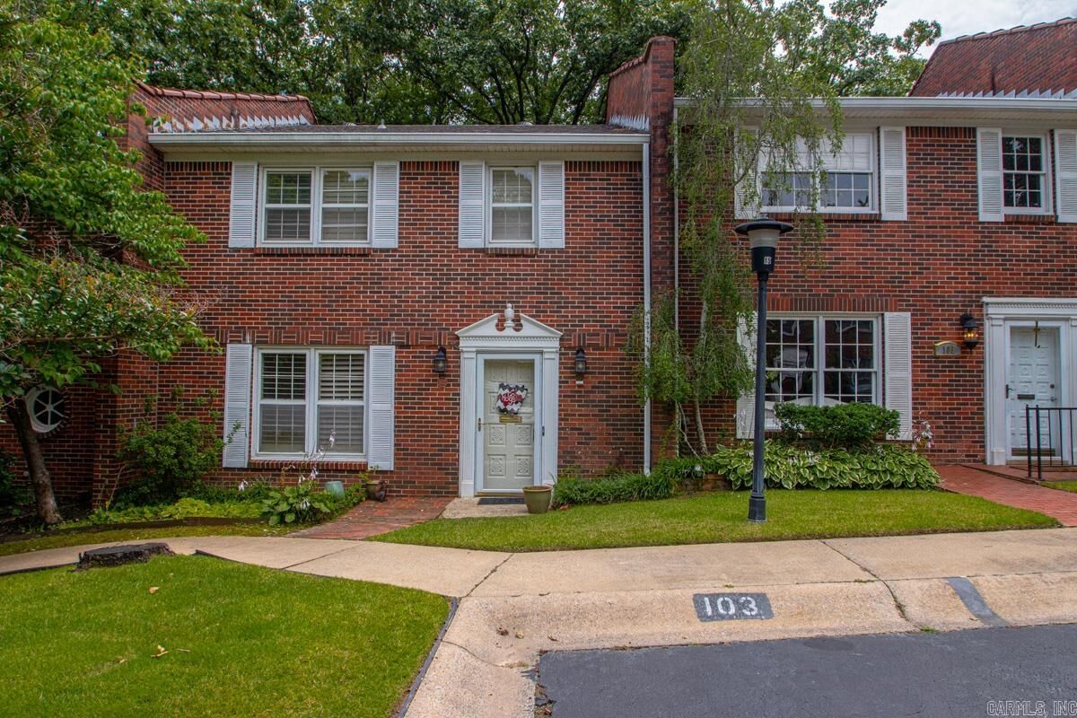 Property Photo:  103 Cambridge Place  AR 72227 