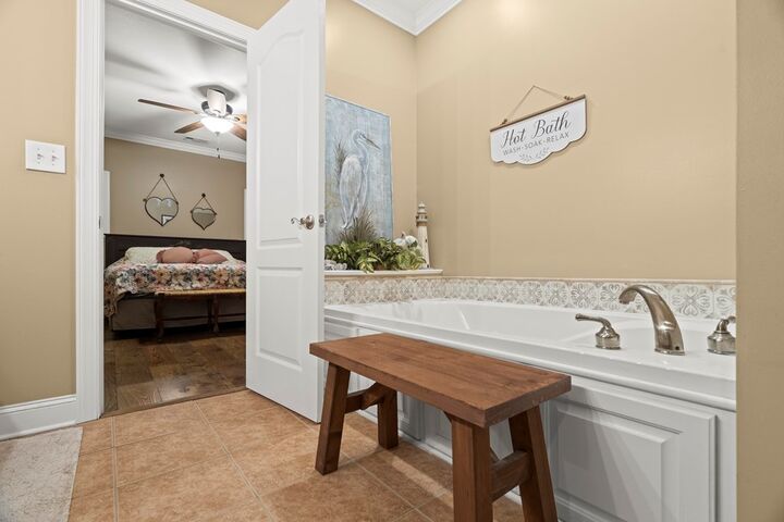 Property Photo: 552 Hamilton Way GA 30705