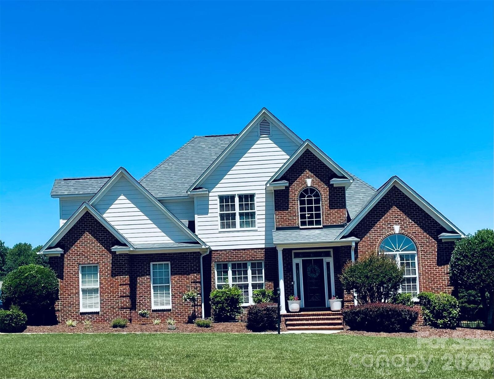Property Photo:  123 Eagles Terrace  NC 28150 