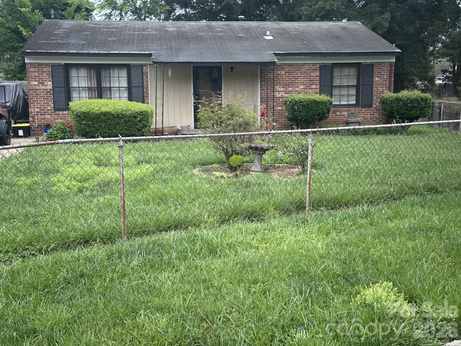 Property Photo: 3512 Otwell Court NC 28216