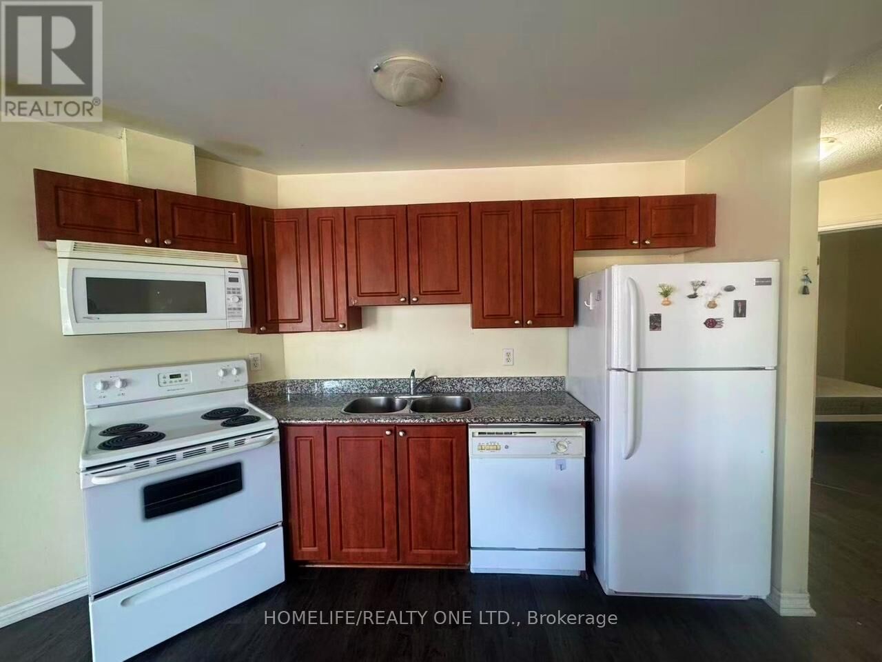 Property Photo:  135 James Street South 314  ON L8P 2Z6 
