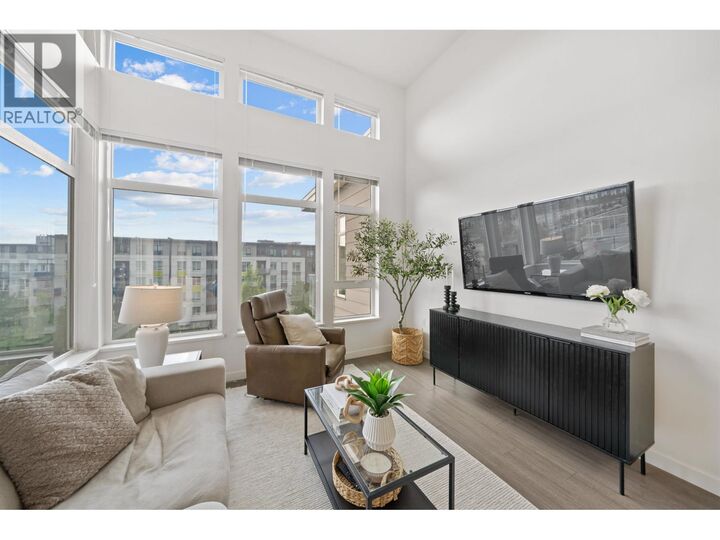 Property Photo:  3263 Pierview Crescent 502  BC V5S 0C3 