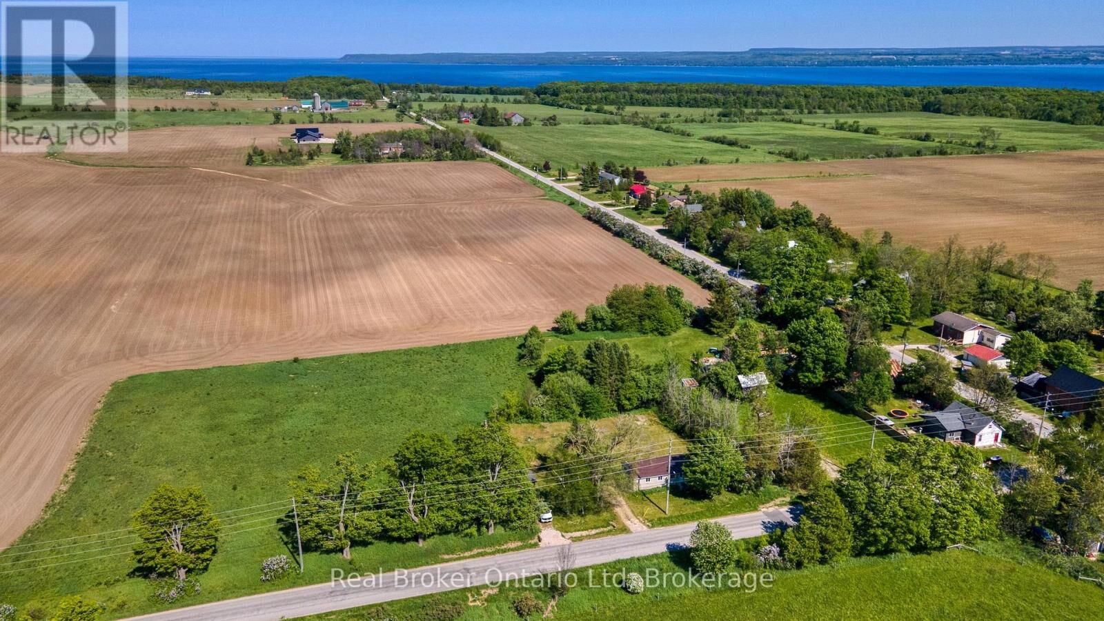 Property Photo:  310009 Kemble Rock Road  ON N0H 1S0 