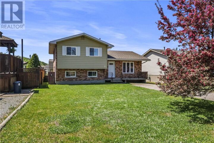 Property Photo:  11 Manchester Street  ON P3A 5H4 