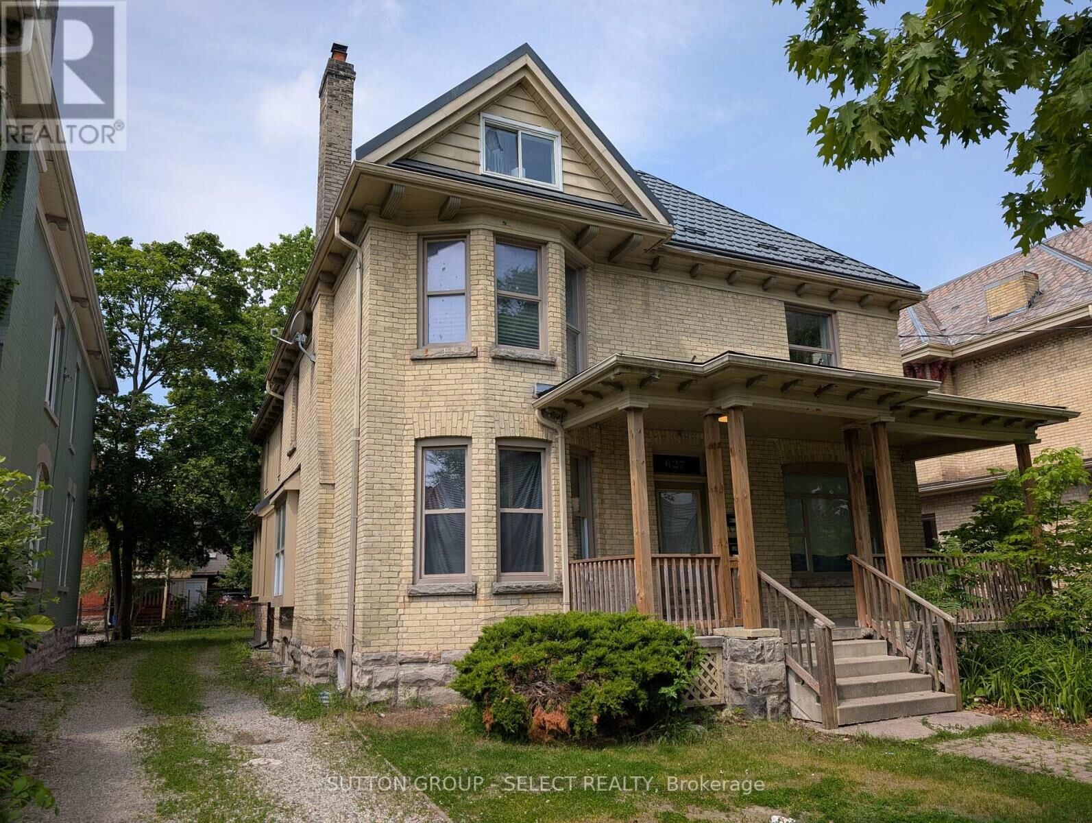 Property Photo: 627 Wellington Street ON N6A 3R8