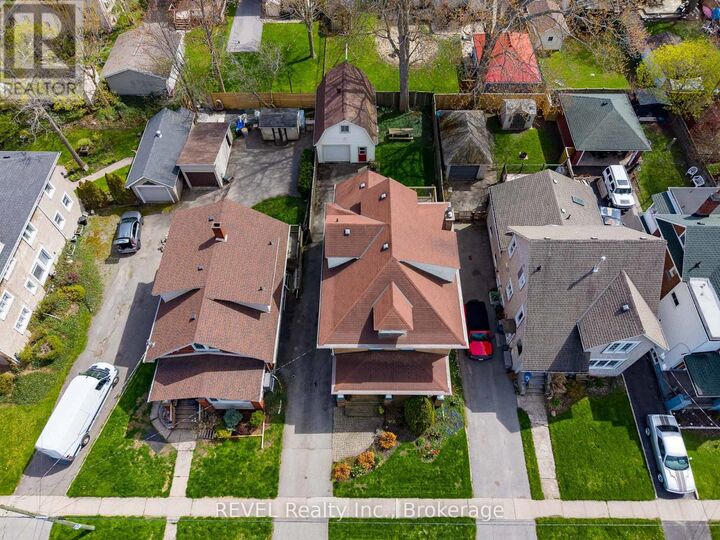 Property Photo:  218 Kent Street  ON L3K 3A1 