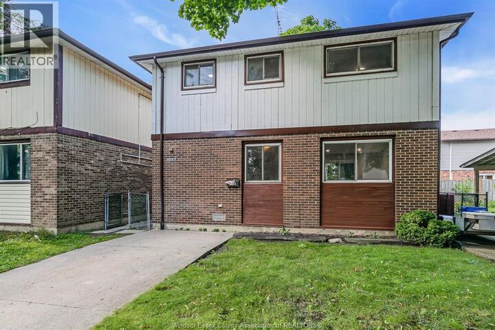 Property Photo:  9020 Conway Court  ON N8S 4G3 