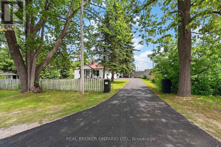 Property Photo:  4675 Uhthoff Line  ON L3V 6H2 