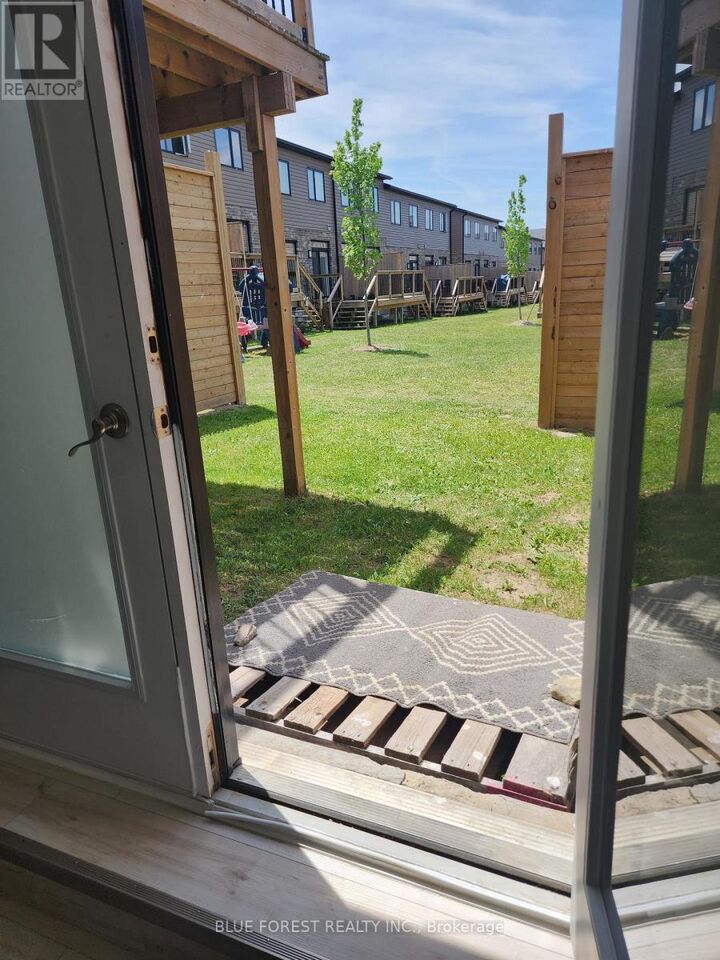 Property Photo: 811 Sarnia Road 57 ON N6H 0K3