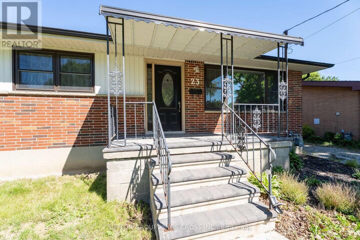 Property Photo: 23 Redbud Drive ON N7M 4E6