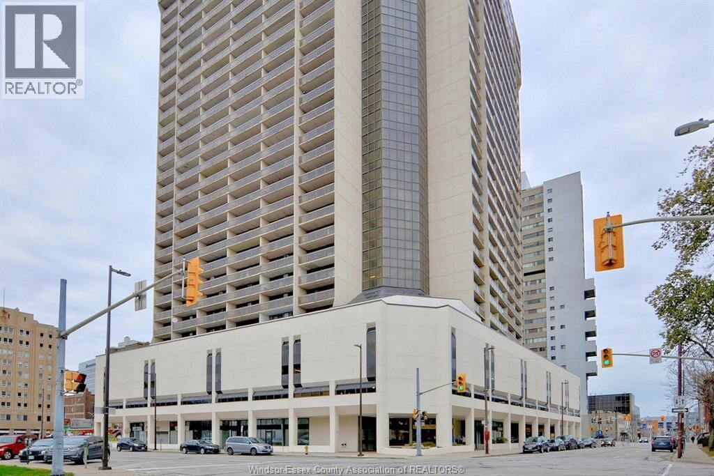 Property Photo:  150 Park West 1707  ON N9A 7A2 