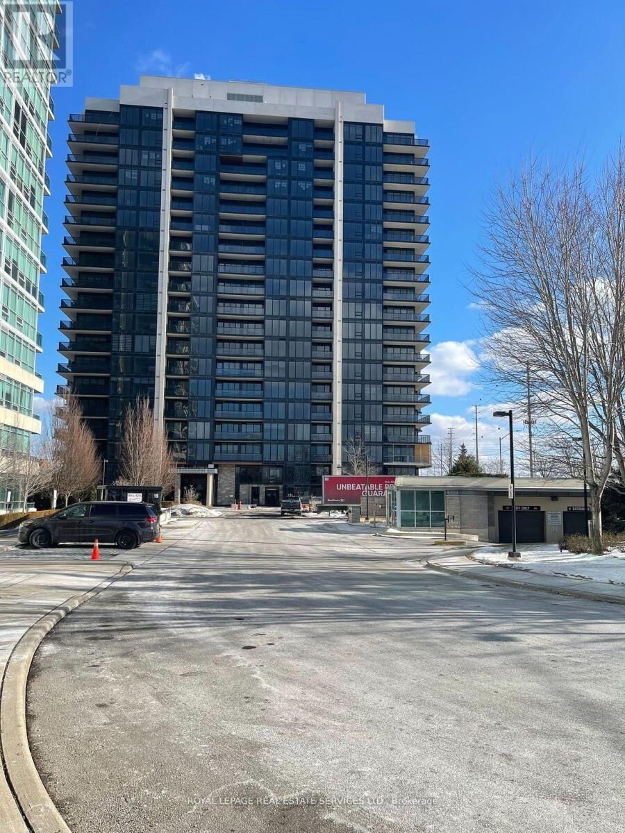 Property Photo:  1035 Southdown Road 801  ON L5J 0A2 