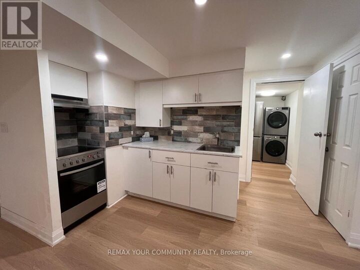 Property Photo:  11 Kingsmead Court Basement  ON L4E 4E5 