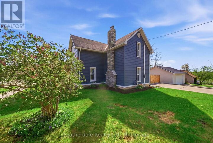 Property Photo:  42 Frederick Street  ON L3V 5W7 