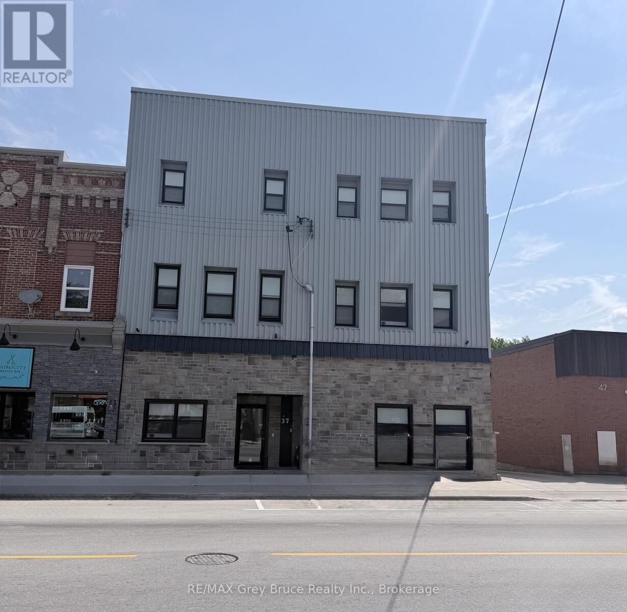 Property Photo:  39 1st Avenue South Unit 11  ON N0G 1L0 
