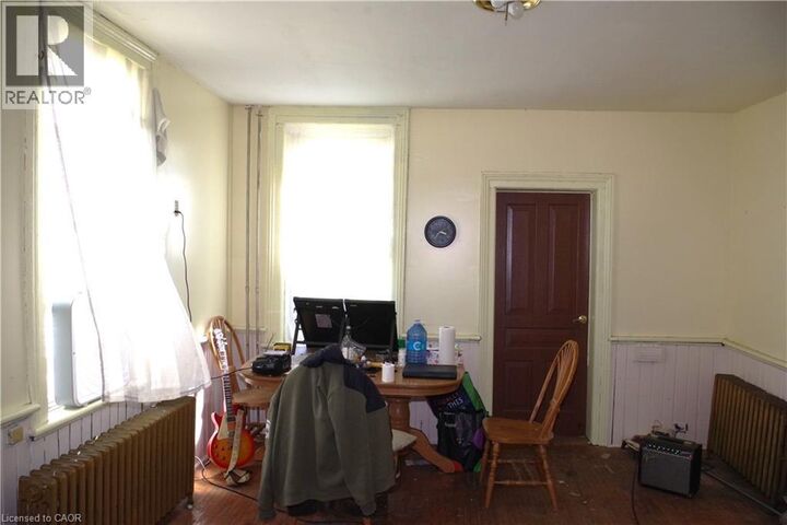 Property Photo:  48 Victoria Street West Street  ON N0G 2W0 