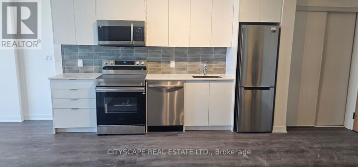 Property Photo: 33 Erie Avenue 404 ON N3S 0C7