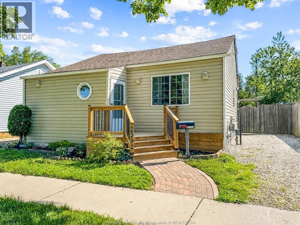 Property Photo:  2392 Louis  ON N8W 2B8 