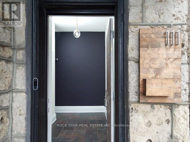 Property Photo:  111 Ainslie Street North  ON N1R 3P2 