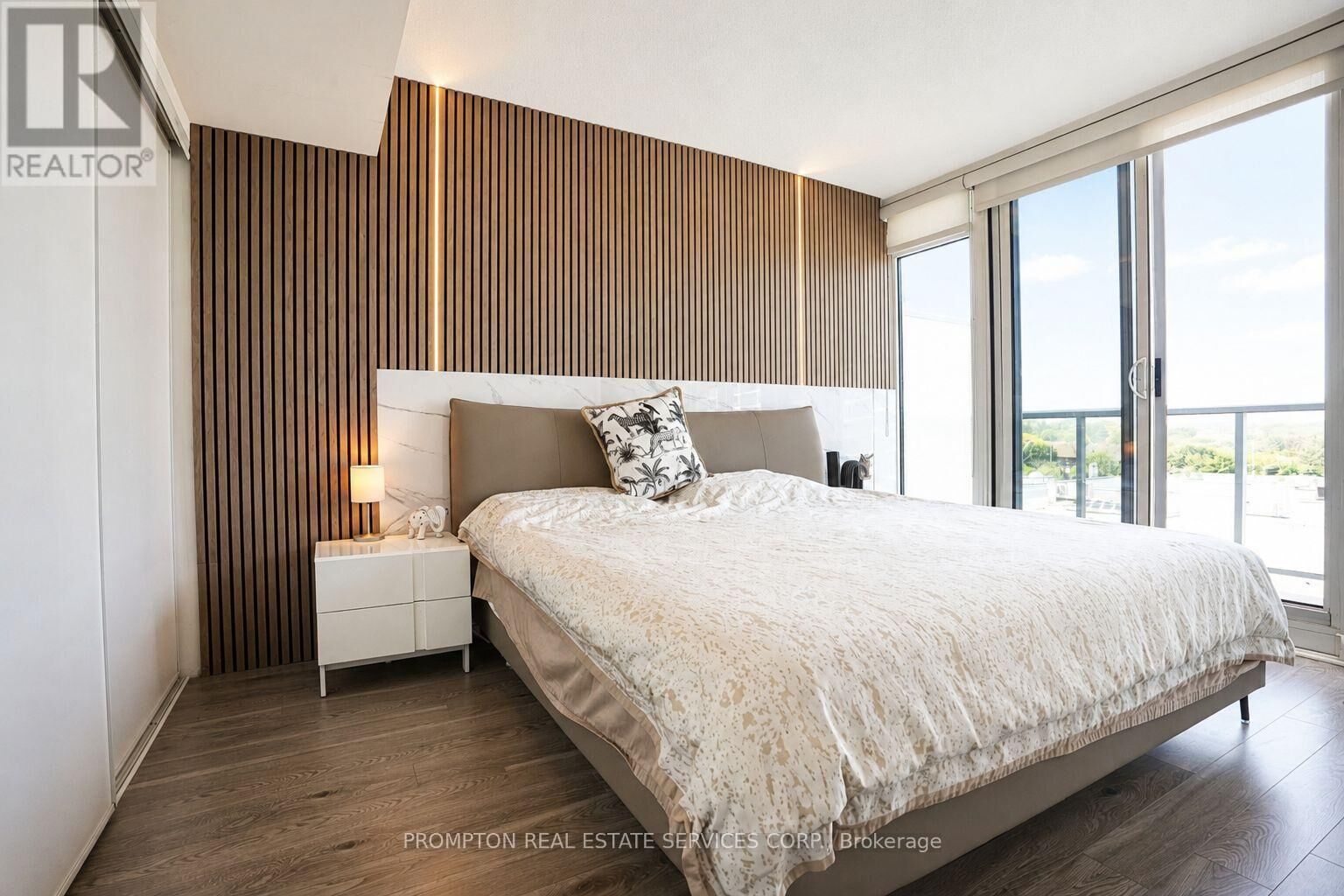 Property Photo:  72 Esther Shiner Boulevard 717  ON M2K 2X9 