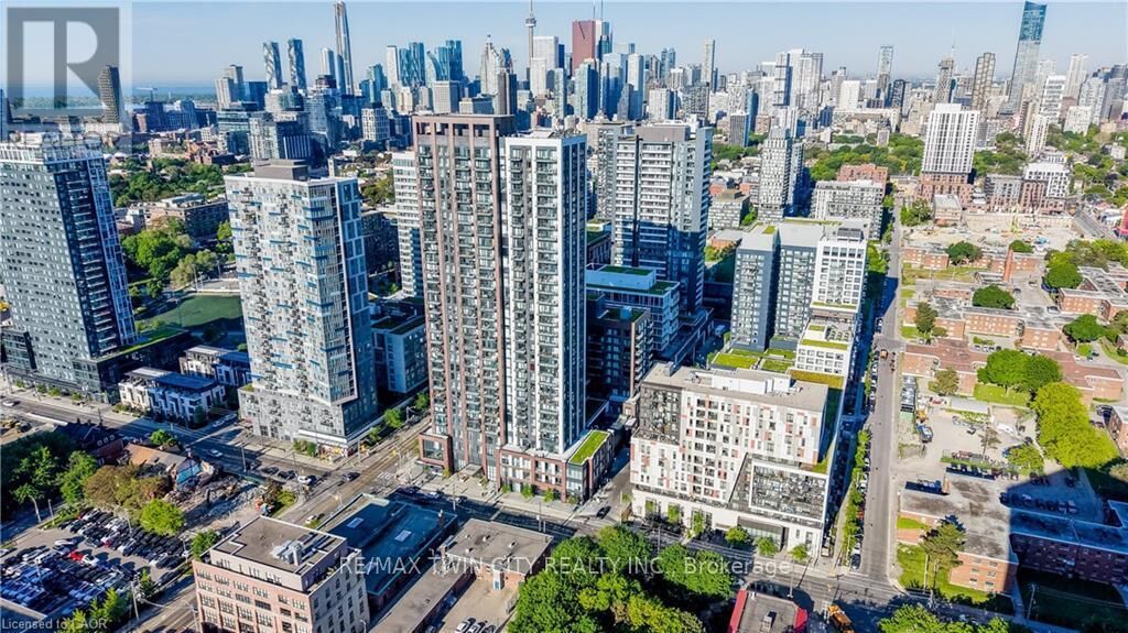 Property Photo:  130 River Street 2904  ON M5A 0R8 
