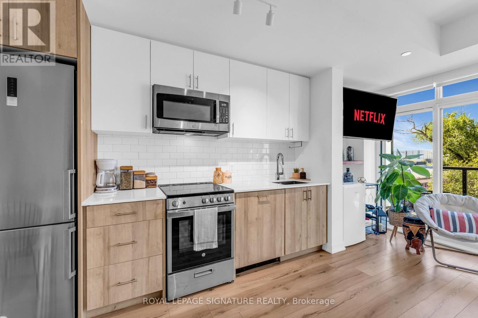 Photo de la propriété: 1195 The Queensway 317 ON M8Z 1R6