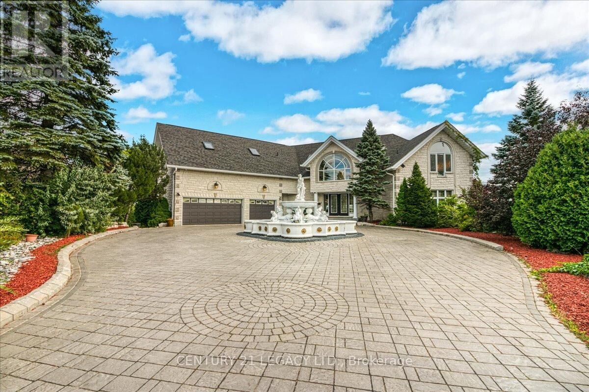 Property Photo: 376 Maki Avenue ON P3E 2P2