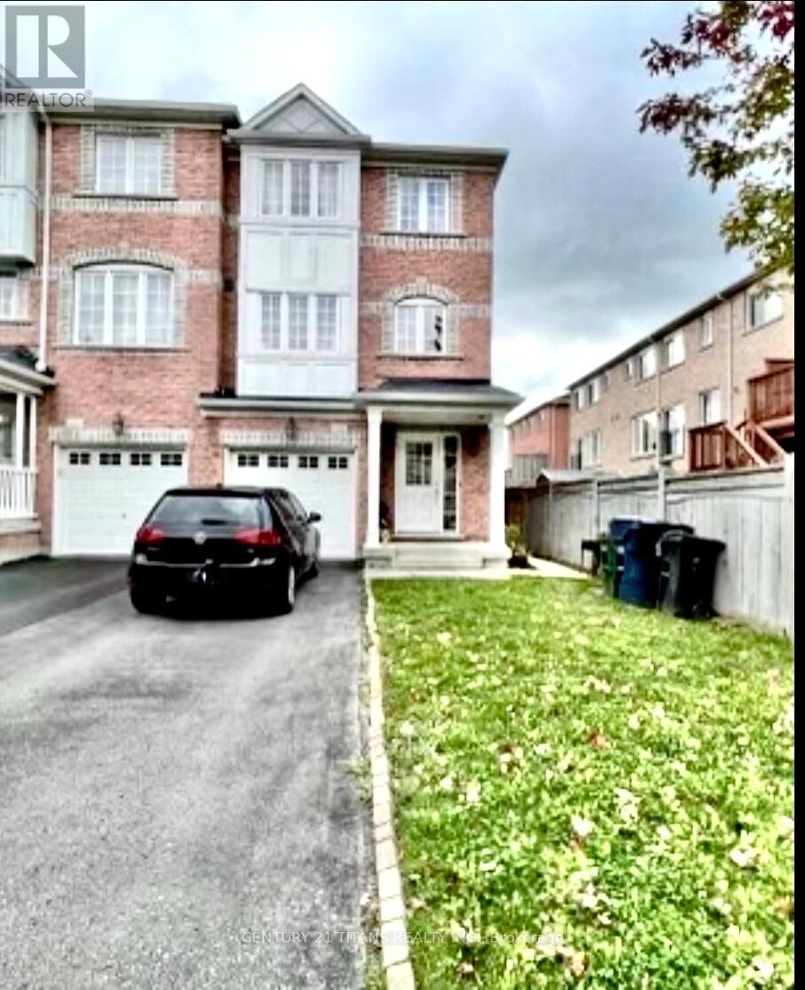 Property Photo: 11 Etienne Street Lower ON M1L 0A2