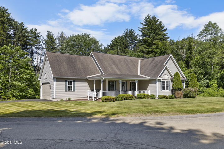 Property Photo:  7 Glen Court  NY 12804 