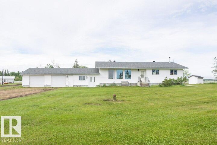 57532 Rg Rd 270 — photo 1