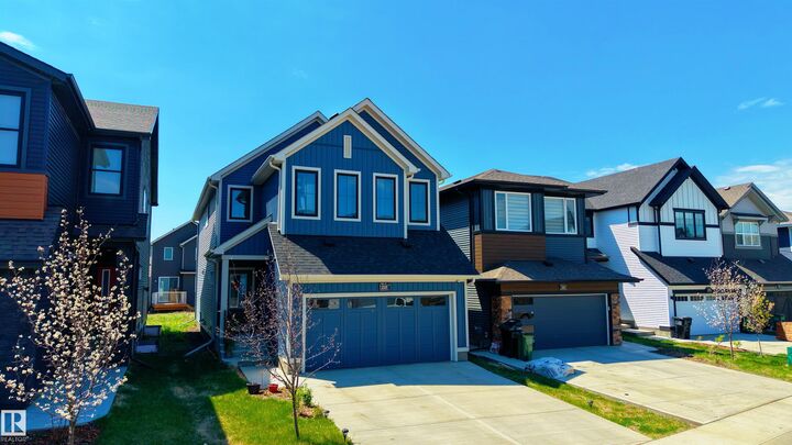 2120 Muckleplum Crescent SW — photo 1