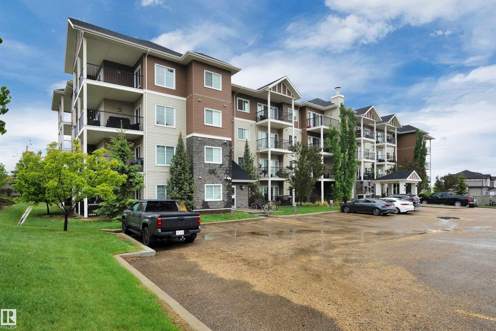 Property Photo:  6 Augustine Crescent 3303  AB T8H 0X8 