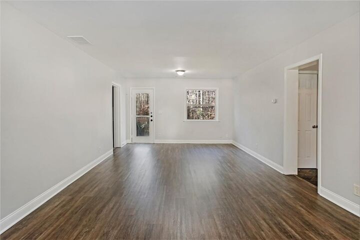 Property Photo: 5345 Sugar Ridge Drive GA 30518