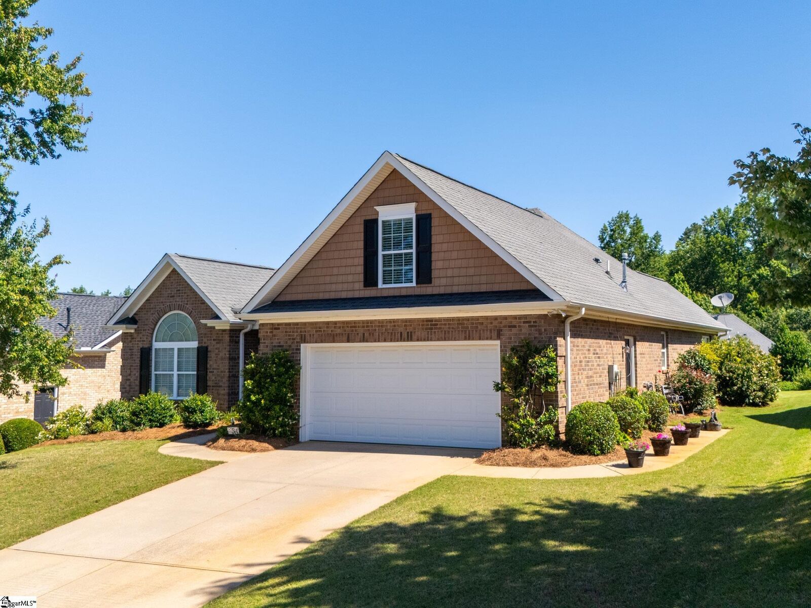 Property Photo:  5 Cedarcrest Court  SC 29680 