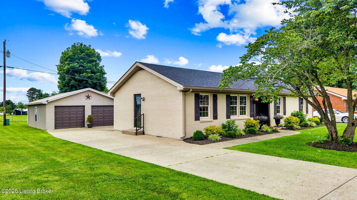 Property Photo:  714 Westland Dr  KY 40033 