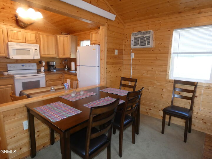 Property Photo:  592- 594 Lakeview Lane W  ND 58428 