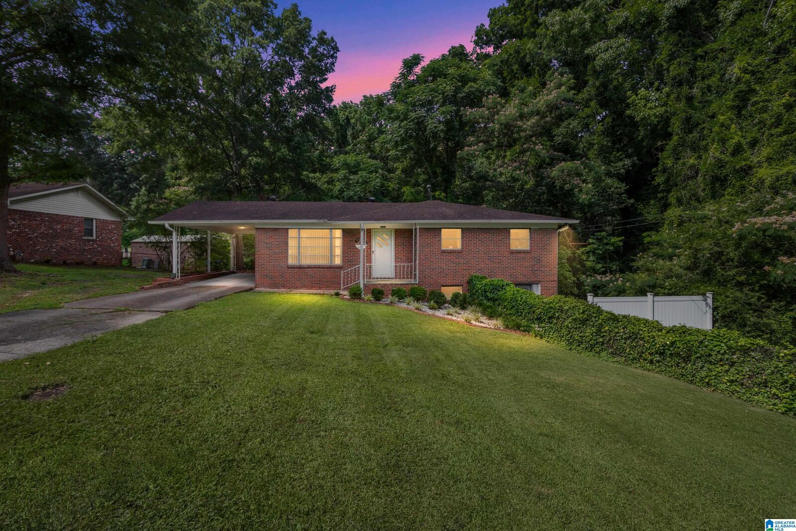 Property Photo: 5321 Highland Avenue AL 35005