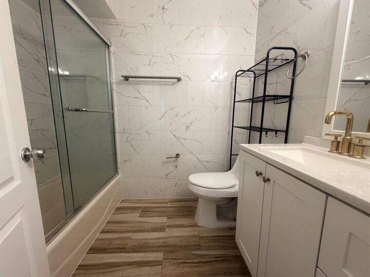 Property Photo:  696 A Avenue E 2  NJ 07002-0000 